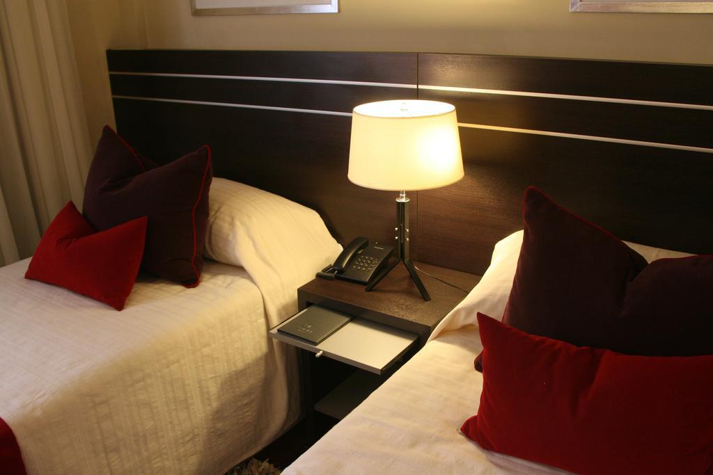 Zoom Apartments Hotel コルドバ 部屋 写真